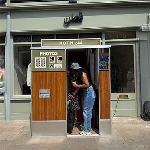 Permanent Photobooth Installation in a Retail Shop environment